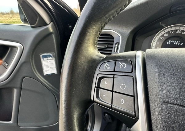 Volvo V60 cena 41000 przebieg: 242000, rok produkcji 2013 z Kłodzko małe 667